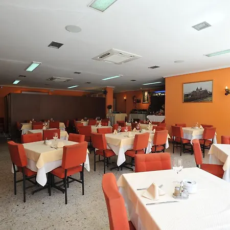 Guest house Coruna 2*