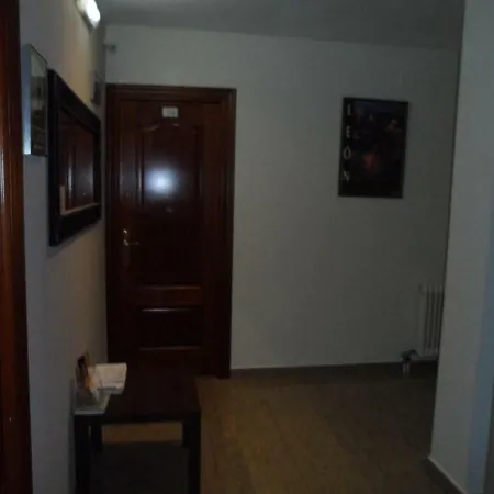 Πανσιόν Coruna 2*