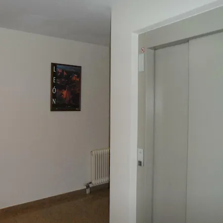 Coruna Guest house 2*