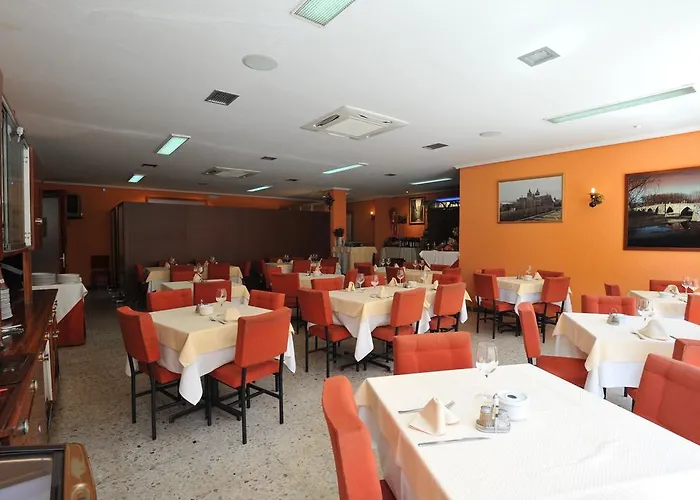 게스트하우스 Coruna 2*