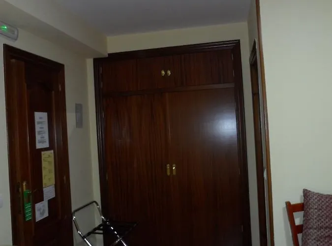 게스트하우스 Coruna 2*