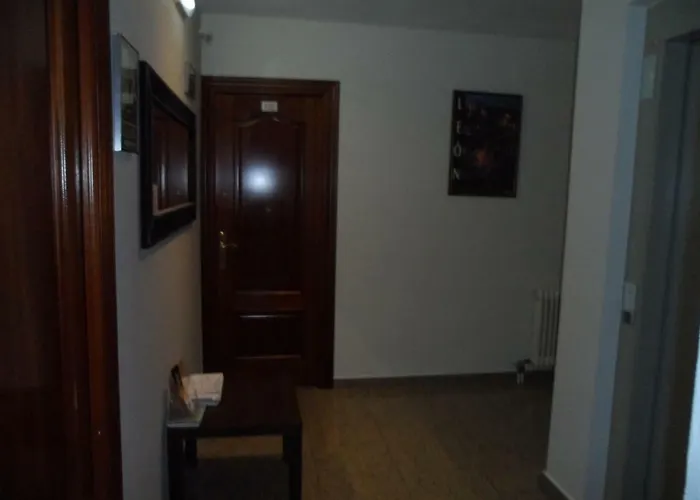 게스트하우스 Coruna 2*